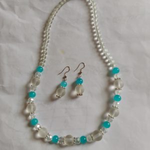 Original 100% Pure Made by Real Stone Garland With Earrings